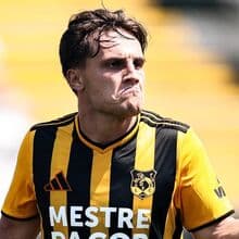 <![CDATA[ Amarante-Lusitânia de Lourosa, 0-1: golo solitário de João Santos deu os 3 pontos aos visitantes ]]>