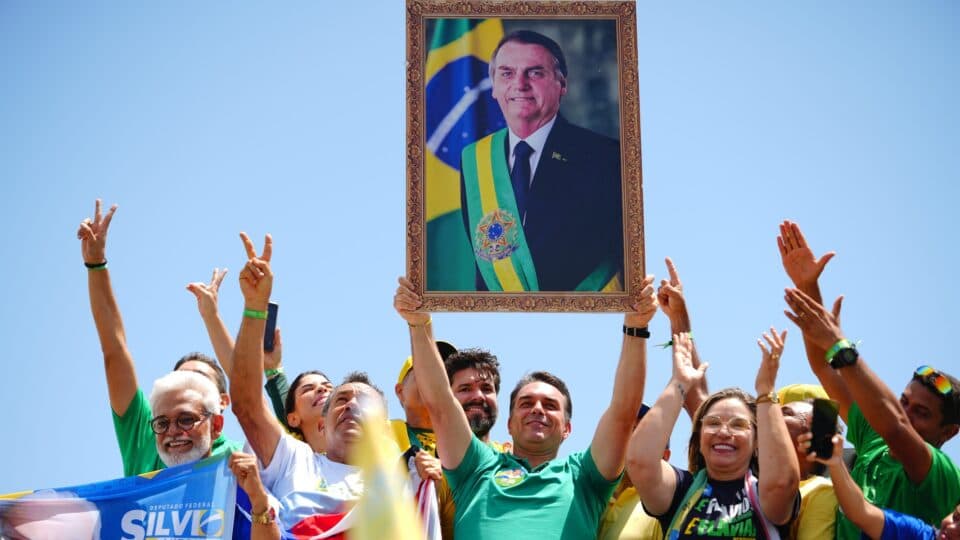 Censuras da Justiça Eleitoral à imagem de Jair Bolsonaro ferem a liberdade de expressão