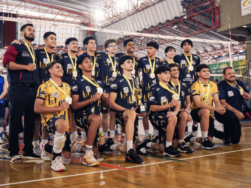 Voleibol define mais cinco campeões da fase metropolitana