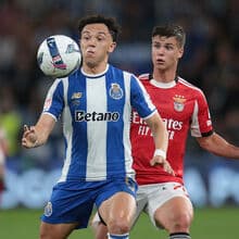 <![CDATA[ Pepê já é voz da experiência no balneário do FC Porto ]]>