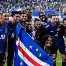 <![CDATA[ A crónica do Cabo Verde-Arábia Saudita, 0-0: tubarões azuis nadam até aos históricos 16-avos ]]>
