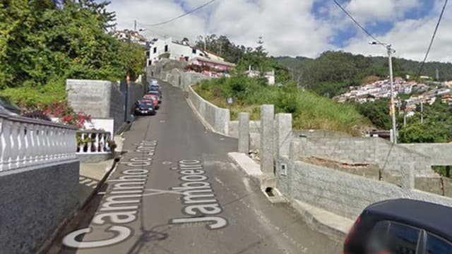 Homem ferido após alegada agressão com arma branca no Funchal