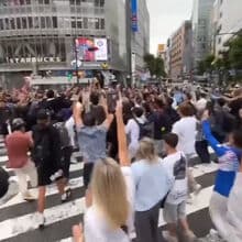 <![CDATA[ Festa nas ruas de Tóquio com passagem do Japão aos 16 avos de final do Mundial'2026 ]]>