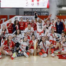 <![CDATA[ A crónica do Benfica-Nun'Álvares, 4-1: foi só voar ao som do campeão voltou ]]>