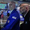 Subida do petróleo arrasta Wall Street. McDonald's cai quase 5%