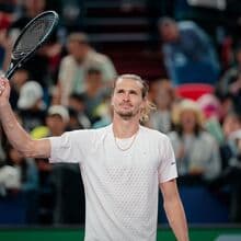 <![CDATA[ Agora já é oficial: Zverev vai subir à liderança e terminar ano como número um do Mundo ]]>
