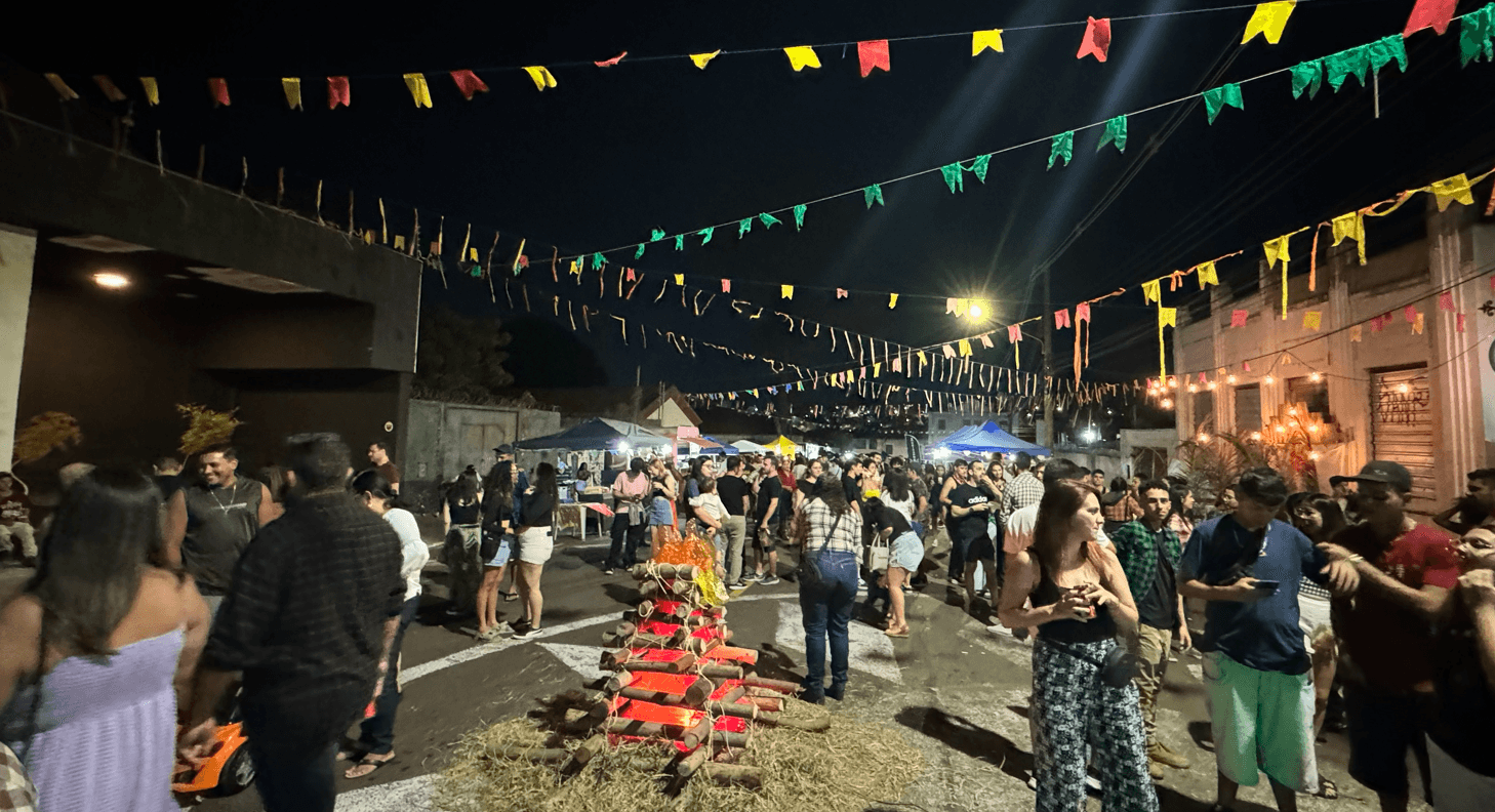Esplanada tem quadrilha, comidas típicas e shows neste sábado