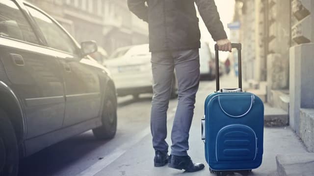 Escolher a mala perfeita para viajar sem complicações